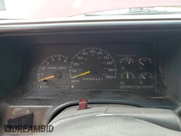 1999 Chevrolet Silverado 1500 с VIN 1GCEK19R6XR136842, выставлен на аукционе Copart как лот 60829245 с пробегом 232 647 миль миль и Чистый • Clean title. История ставок и продаж доступна на DreamBid. Изображение 9.