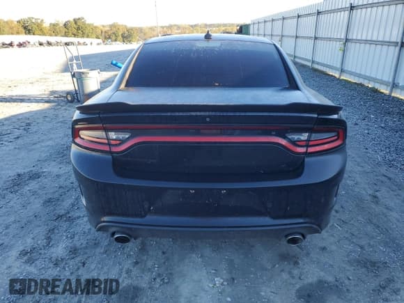 ✅ 2019 Dodge Charger Scat Pack • VIN: 2C3CDXGJ1KH530683 • Lot: 89889355. Wystawiony na Copart z przebiegiem 73 593 mil. Bezpłatny archiwum sprzedaży aukcyjnych z USA i szczegółowy raport historii pojazdu na DreamBid. Zdjęcie 6.