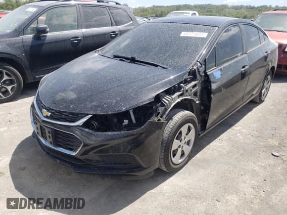 ✅ 2018 Chevrolet Cruze LS • VIN: 1G1BC5SM0J7148454 • Lot: 50371633. Listed on Copart with 112,015 mi. Free auction sales archive from the USA and detailed vehicle history report at DreamBid. Image 1.