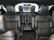 ✅ 2023 Ford Explorer ST • VIN: 1FM5K8GC4PGB25420 • Lot: 46258515. Wystawiony na Copart z przebiegiem 16 064 mil. Bezpłatny archiwum sprzedaży aukcyjnych z USA i szczegółowy raport historii pojazdu na DreamBid. Zdjęcie 10.