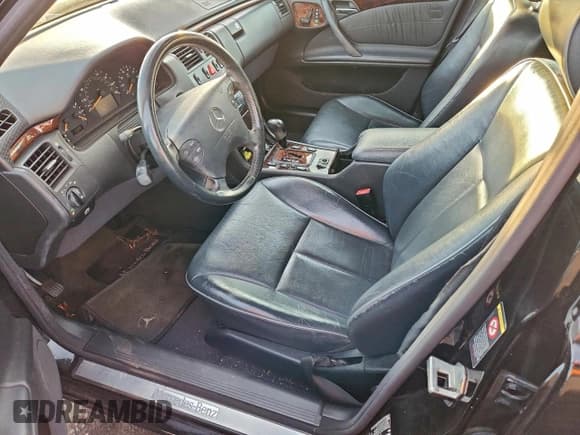 ✅ 2001 Mercedes-Benz E 320/430 4 Matic • VIN: WDBJF82J21X045584 • Lot: 93833835. Listed on Copart with 187,141 mi. Free auction sales archive from the USA and detailed vehicle history report at DreamBid. Image 7.