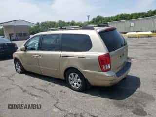 2008 Hyundai Entourage GLS z VIN KNDMC233186049582, wystawiony jako Copart lot #59304395 z przebiegiem Nie podano mil oraz Szkoda całkowita • Salvage title. Historia ofert i sprzedaży dostępna na DreamBid. Obrazek 2.