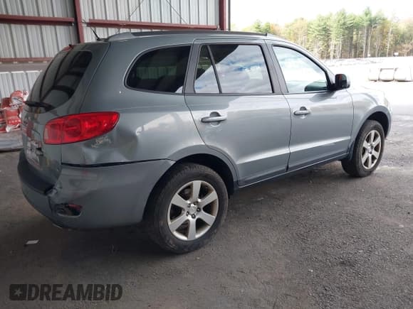 ✅ 2008 Hyundai Santa Fe SE • VIN: 5NMSH73E78H207191 • Lot: 43381109. Wystawiony na IAAI z przebiegiem 143 510 mil. Bezpłatny archiwum sprzedaży aukcyjnych z USA i szczegółowy raport historii pojazdu na DreamBid. Zdjęcie 4.
