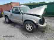 1999 Chevrolet S-10 LS с VIN 1GCCT14W9X8210505, выставлен на аукционе Copart как лот 70054184 с пробегом Не указан миль и На запчасти • Non repairable. История ставок и продаж доступна на DreamBid. Изображение 4.