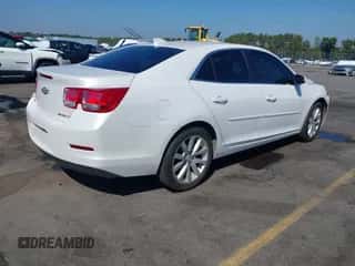 2015 Chevrolet Malibu LT with VIN 1G11D5SLXFF260725, listed as a IAAI auction lot 43235655 with 217,363 mi miles and . Bid and sale history available at DreamBid. Image 4.