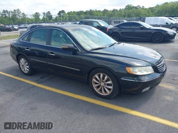 2007 Hyundai Azera SE с VIN KMHFC46F77A182333, выставлен на аукционе IAAI как лот 42380216 с пробегом 227 553 миль миль и . История ставок и продаж доступна на DreamBid. Изображение 1.