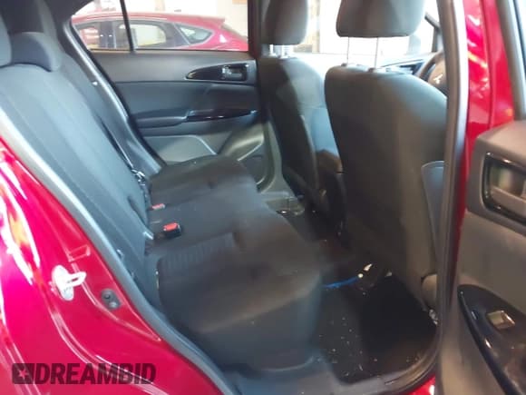 ✅ 2022 Mitsubishi Eclipse Cross LE • VIN: JA4ATVAA6NZ013879 • Lot: 41450278. Listed on IAAI with 33,830 mi. Free auction sales archive from the USA and detailed vehicle history report at DreamBid. Image 8.