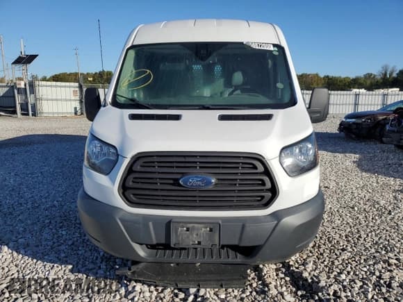 ✅ 2018 Ford Transit • VIN: 1FTBW2CM2JKA30155 • Lot: 85887205. Wystawiony na Copart z przebiegiem 207 932 mil. Bezpłatny archiwum sprzedaży aukcyjnych z USA i szczegółowy raport historii pojazdu na DreamBid. Zdjęcie 5.