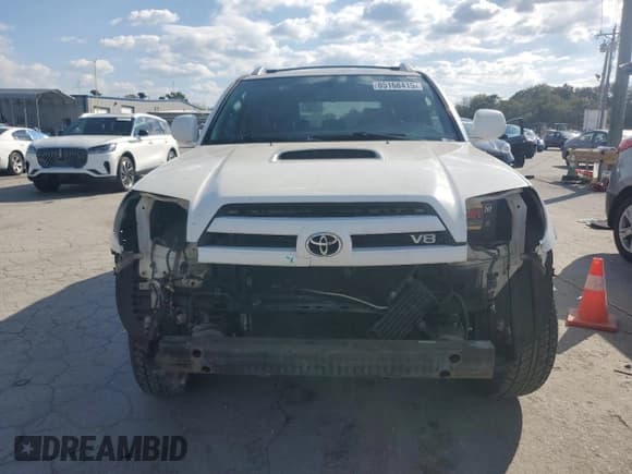 ✅ 2004 Toyota 4Runner SR5 • VIN: JTEBT14R140033265 • Lot: 85168415. Listed on Copart with 252,490 mi. Free auction sales archive from the USA and detailed vehicle history report at DreamBid. Image 5.