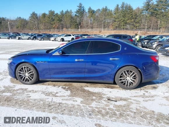 ✅ 2017 Maserati Ghibli S Q4 • VIN: ZAM57RTAXH1213646 • Лот: 41333179. Опубликован ранее на IAAI с пробегом 77 981 миль. Бесплатный доступ к архиву аукционных продаж из США и подробный отчёт об истории автомобиля на DreamBid. Изображение 14.