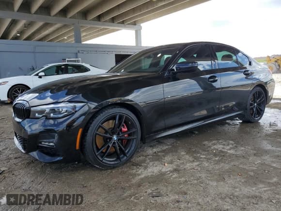 ✅ 2022 BMW 3 Series 330i • VIN: 3MW5R1J06N8C56816 • Лот: 91189975. Опубликован ранее на Copart с пробегом 43 788 миль. Бесплатный доступ к архиву аукционных продаж из США и подробный отчёт об истории автомобиля на DreamBid. Изображение 1.