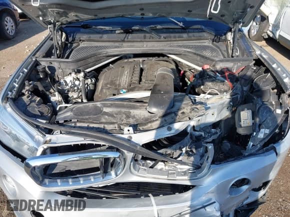 ✅ 2015 BMW X5 sDrive35i • VIN: 5UXKR2C5XF0H38920 • Lot: 43251474. Listed on IAAI with 130,812 mi. Free auction sales archive from the USA and detailed vehicle history report at DreamBid. Image 10.