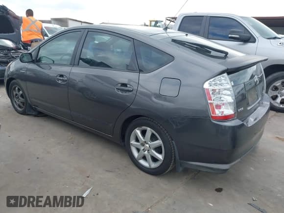 ✅ 2008 Toyota Prius • VIN: JTDKB20U483462055 • Lot: 43916354. Listed on IAAI with 285,090 mi. Free auction sales archive from the USA and detailed vehicle history report at DreamBid. Image 3.