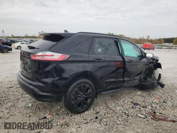 ✅ 2024 Ford Edge SE • VIN: 2FMPK4G97RBA26459 • Lot: 87096965. Wystawiony na Copart z przebiegiem 18 305 mil. Bezpłatny archiwum sprzedaży aukcyjnych z USA i szczegółowy raport historii pojazdu na DreamBid. Zdjęcie 3.