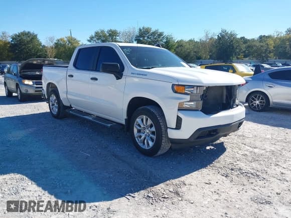 ✅ 2020 Chevrolet Silverado 1500 Custom • VIN: 1GCPWBEH0LZ294992 • Lot: 43600709. Wystawiony na IAAI z przebiegiem 90 012 mil. Bezpłatny archiwum sprzedaży aukcyjnych z USA i szczegółowy raport historii pojazdu na DreamBid. Zdjęcie 1.