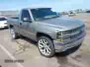 2002 Chevrolet Silverado 1500 LS z VIN 1GCEK14V12Z277928, wystawiony jako IAAI lot #42049150 z przebiegiem 198 414 mil mil oraz . Historia ofert i sprzedaży dostępna na DreamBid. Obrazek 1.