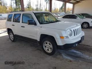 ✅ 2015 Jeep Patriot Sport • VIN: 1C4NJPBB5FD179051 • Lot: 43650712. Listed on IAAI with 114,075 mi. Free auction sales archive from the USA and detailed vehicle history report at DreamBid. Image 1.