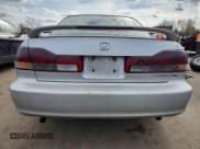 ✅ 2002 Honda Accord EX • VIN: 1HGCG16592A042845 • Lot: 91281775. Wystawiony na Copart z przebiegiem 158 773 mil. Bezpłatny archiwum sprzedaży aukcyjnych z USA i szczegółowy raport historii pojazdu na DreamBid. Zdjęcie 6.