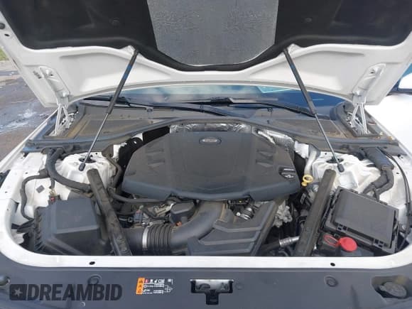 ✅ 2020 Cadillac CT6 Luxury • VIN: 1G6KB5RS3LU105555 • Lot: 42127386. Wystawiony na IAAI z przebiegiem 23 021 mil. Bezpłatny archiwum sprzedaży aukcyjnych z USA i szczegółowy raport historii pojazdu na DreamBid. Zdjęcie 10.