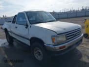 ✅ 1996 Toyota T100 SR5 • VIN: JT4UN24D9T0031828 • Lot: 41194725. Listed on IAAI with 365,714 mi. Free auction sales archive from the USA and detailed vehicle history report at DreamBid. Image 1.