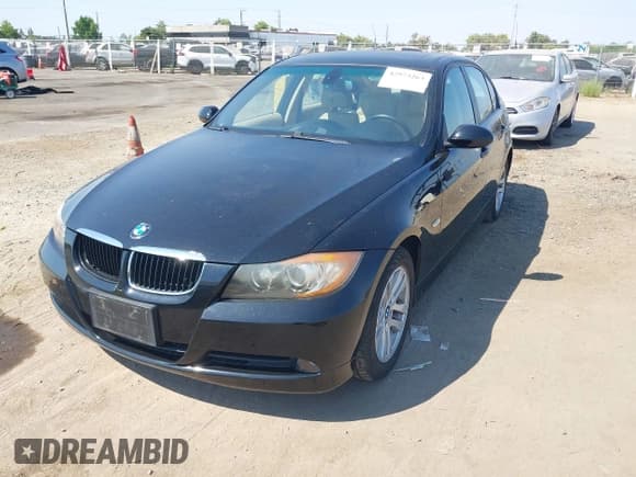 ✅ 2007 BMW 3 Series 328i • VIN: WBAVC53507FZ72381 • Lot: 42973263. Wystawiony na IAAI z przebiegiem 76 598 mil. Bezpłatny archiwum sprzedaży aukcyjnych z USA i szczegółowy raport historii pojazdu na DreamBid. Zdjęcie 2.