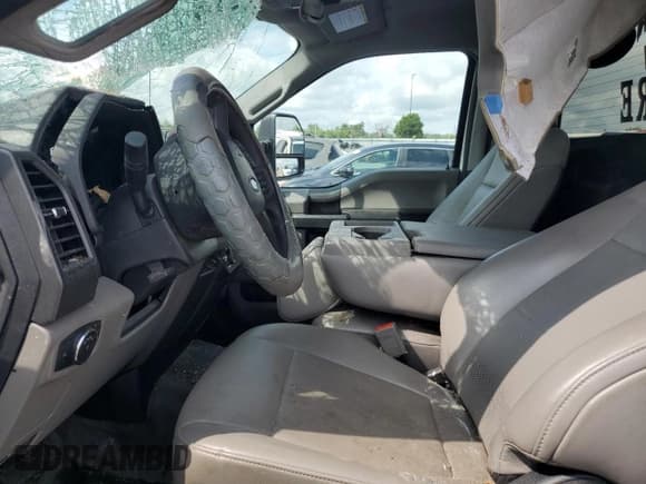 ✅ 2019 Ford F-250 XL • VIN: 1FTBF2B61KEE53375 • Lot: 60272845. Listed on Copart with Not provided. Free auction sales archive from the USA and detailed vehicle history report at DreamBid. Image 7.