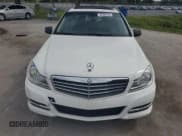 ✅ 2013 Mercedes-Benz C 250 Sport • VIN: WDDGF4HB7DA860283 • Лот: 82399705. Опубликован ранее на Copart с пробегом 90 356 миль. Бесплатный доступ к архиву аукционных продаж из США и подробный отчёт об истории автомобиля на DreamBid. Изображение 5.