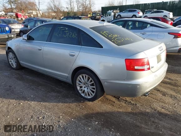 ✅ 2006 Audi A6 • VIN: WAUDG74FX6N073194 • Лот: 41514491. Опубликован ранее на IAAI с пробегом Не указан. Бесплатный доступ к архиву аукционных продаж из США и подробный отчёт об истории автомобиля на DreamBid. Изображение 3.