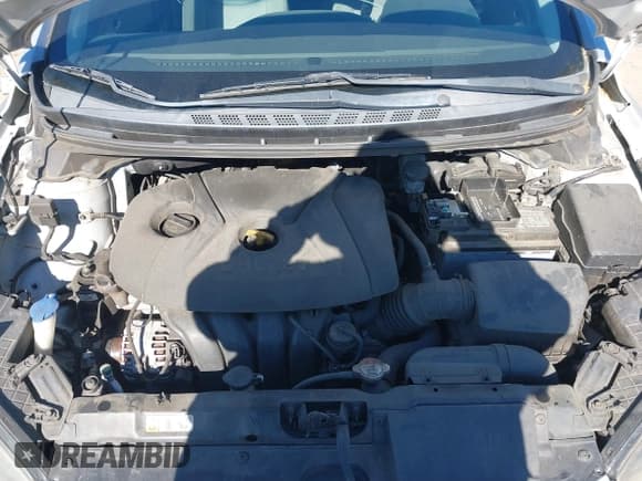 ✅ 2012 Hyundai Elantra GLS • VIN: KMHDH4AE5CU272287 • Lot: 43771253. Listed on IAAI with 164,210 mi. Free auction sales archive from the USA and detailed vehicle history report at DreamBid. Image 10.