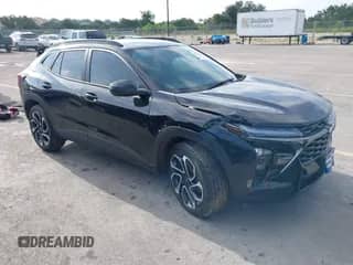 2025 Chevrolet Trax 2RS with VIN KL77LJEP1SC207819, listed as a IAAI auction lot 42732256 with 3,938 mi miles and . Bid and sale history available at DreamBid. Image 1.