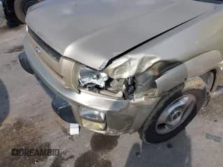 ✅ 2000 Infiniti QX4 • VIN: JNRAR07Y8YW082378 • Лот: 41534117. Опубликован ранее на IAAI с пробегом 234 830 миль. Бесплатный доступ к архиву аукционных продаж из США и подробный отчёт об истории автомобиля на DreamBid. Изображение 6.