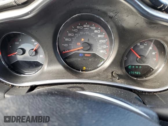 ✅ 2012 Dodge Avenger SE • VIN: 1C3CDZAB4CN115041 • Lot: 82130494. Listed on Copart with 175,985 mi. Free auction sales archive from the USA and detailed vehicle history report at DreamBid. Image 9.