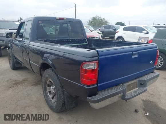✅ 2002 Ford Ranger XL • VIN: 1FTYR14U72PA37357 • Lot: 43320974. Listed on IAAI with 165,649 mi. Free auction sales archive from the USA and detailed vehicle history report at DreamBid. Image 3.