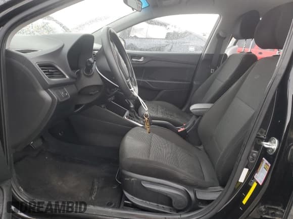 ✅ 2018 Hyundai Accent SEL • VIN: 3KPC24A39JE031330 • Лот: 84506504. Опубликован ранее на Copart с пробегом 74 079 миль. Бесплатный доступ к архиву аукционных продаж из США и подробный отчёт об истории автомобиля на DreamBid. Изображение 7.