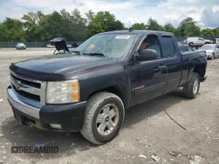 ✅ 2007 Chevrolet Silverado 1500 1LT • VIN: 2GCEK19Y671632689 • Лот: 63926884. Опубликован ранее на Copart с пробегом 293 268 миль. Бесплатный доступ к архиву аукционных продаж из США и подробный отчёт об истории автомобиля на DreamBid. Изображение 1.