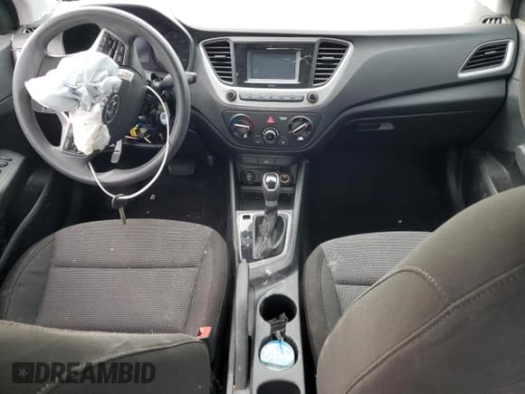 ✅ 2020 Hyundai Accent SE • VIN: 3KPC24A68LE103356 • Lot: 82667004. Listed on Copart with Not provided. Free auction sales archive from the USA and detailed vehicle history report at DreamBid. Image 8.