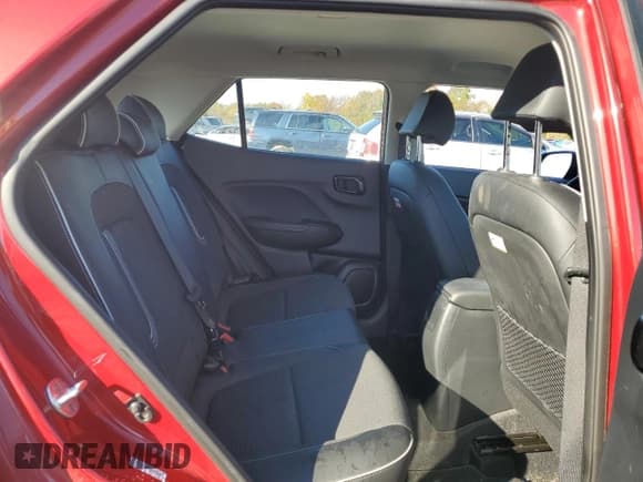 ✅ 2022 Hyundai Venue SEL • VIN: KMHRC8A31NU193003 • Lot: 91162425. Listed on Copart with 35,751 mi. Free auction sales archive from the USA and detailed vehicle history report at DreamBid. Image 10.