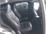 ✅ 2017 Tesla Model X 90D • VIN: 5YJXCBE20HF055203 • Lot: 43812401. Wystawiony na IAAI z przebiegiem 77 169 mil. Bezpłatny archiwum sprzedaży aukcyjnych z USA i szczegółowy raport historii pojazdu na DreamBid. Zdjęcie 8.