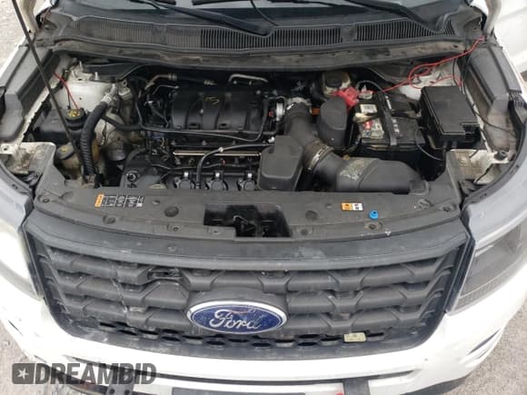 ✅ 2017 Ford Police Interceptor Utility • VIN: 1FM5K8AR0HGD26178 • Лот: 61197785. Опубликован ранее на Copart с пробегом 163 773 миль. Бесплатный доступ к архиву аукционных продаж из США и подробный отчёт об истории автомобиля на DreamBid. Изображение 12.