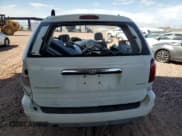 ✅ 2005 Chrysler Town & Country Limited • VIN: 2C8GP64L25R322894 • Лот: 71325545. Опубликован ранее на Copart с пробегом Не указан. Бесплатный доступ к архиву аукционных продаж из США и подробный отчёт об истории автомобиля на DreamBid. Изображение 6.