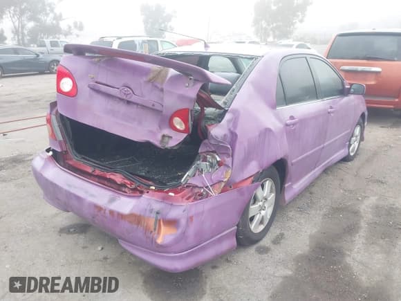 ✅ 2005 Toyota Corolla CE • VIN: 1NXBR32E25Z462421 • Lot: 43539305. Wystawiony na IAAI z przebiegiem 226 900 mil. Bezpłatny archiwum sprzedaży aukcyjnych z USA i szczegółowy raport historii pojazdu na DreamBid. Zdjęcie 4.