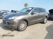 ✅ 2013 Porsche Cayenne • VIN: WP1AA2A27DLA12307 • Lot: 42310717. Wystawiony na IAAI z przebiegiem 175 679 mil. Bezpłatny archiwum sprzedaży aukcyjnych z USA i szczegółowy raport historii pojazdu na DreamBid. Zdjęcie 2.