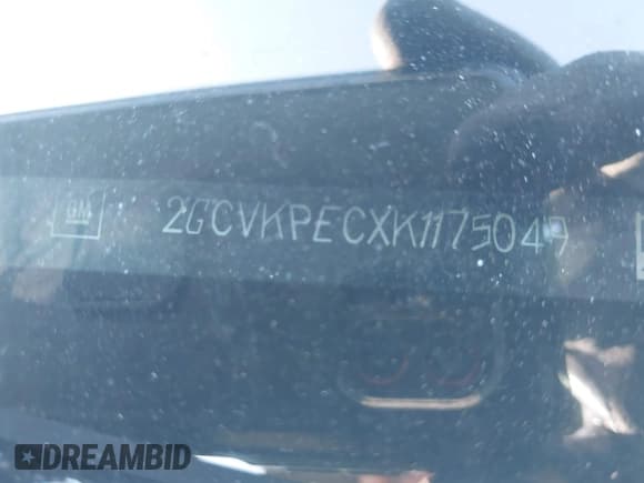 ✅ 2019 Chevrolet Silverado 1500 LT • VIN: 2GCVKPECXK1175049 • Lot: 42763309. Wystawiony na IAAI z przebiegiem 138 069 mil. Bezpłatny archiwum sprzedaży aukcyjnych z USA i szczegółowy raport historii pojazdu na DreamBid. Zdjęcie 9.