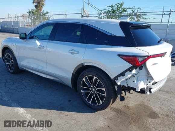 ✅ 2024 Acura ZDX w/A-Spec Package • VIN: 4W5KHMRK8RZ506801 • Лот: 43490695. Опубликован ранее на IAAI с пробегом 2 806 миль. Бесплатный доступ к архиву аукционных продаж из США и подробный отчёт об истории автомобиля на DreamBid. Изображение 3.