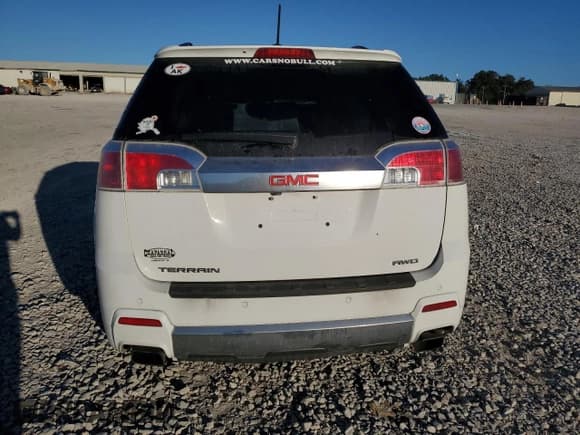 ✅ 2015 GMC Terrain Denali • VIN: 2GKFLZE30F6393155 • Лот: 86496085. Опубликован ранее на Copart с пробегом 109 831 миль. Бесплатный доступ к архиву аукционных продаж из США и подробный отчёт об истории автомобиля на DreamBid. Изображение 6.