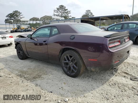 ✅ 2021 Dodge Challenger SXT • VIN: 2C3CDZAG8MH513388 • Lot: 43043993. Wystawiony na Copart z przebiegiem 39 368 mil. Bezpłatny archiwum sprzedaży aukcyjnych z USA i szczegółowy raport historii pojazdu na DreamBid. Zdjęcie 2.