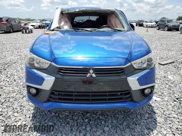 2017 Mitsubishi Outlander SE with VIN JA4AR3AW4HZ016685, listed as a Copart auction lot 57983775 with Not provided miles and Salvage title. Bid and sale history available at DreamBid. Image 5.