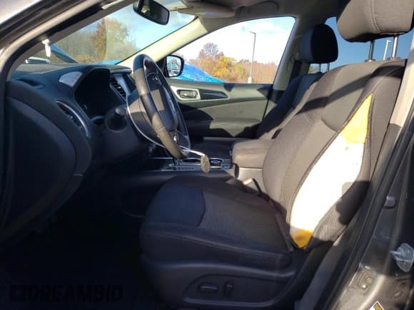 ✅ 2017 Nissan Pathfinder S • VIN: 5N1DR2MMXHC628931 • Лот: 90085445. Опубликован ранее на Copart с пробегом 141 069 миль. Бесплатный доступ к архиву аукционных продаж из США и подробный отчёт об истории автомобиля на DreamBid. Изображение 7.