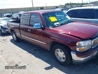 ✅ 2000 GMC Sierra 1500 SLE • VIN: 2GTEC19T0Y1226099 • Lot: 42229198. Listed on IAAI with 210,592 mi. Free auction sales archive from the USA and detailed vehicle history report at DreamBid. Image 1.