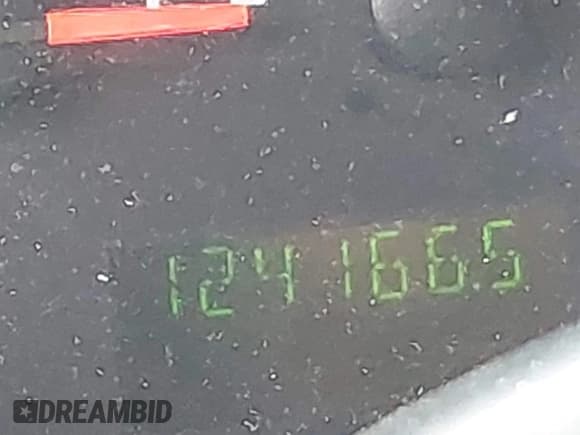 ✅ 2005 Ford Econoline Passenger XL • VIN: 1FBSS31L85HB47161 • Lot: 43884894. Listed on IAAI with 124,166 mi. Free auction sales archive from the USA and detailed vehicle history report at DreamBid. Image 12.